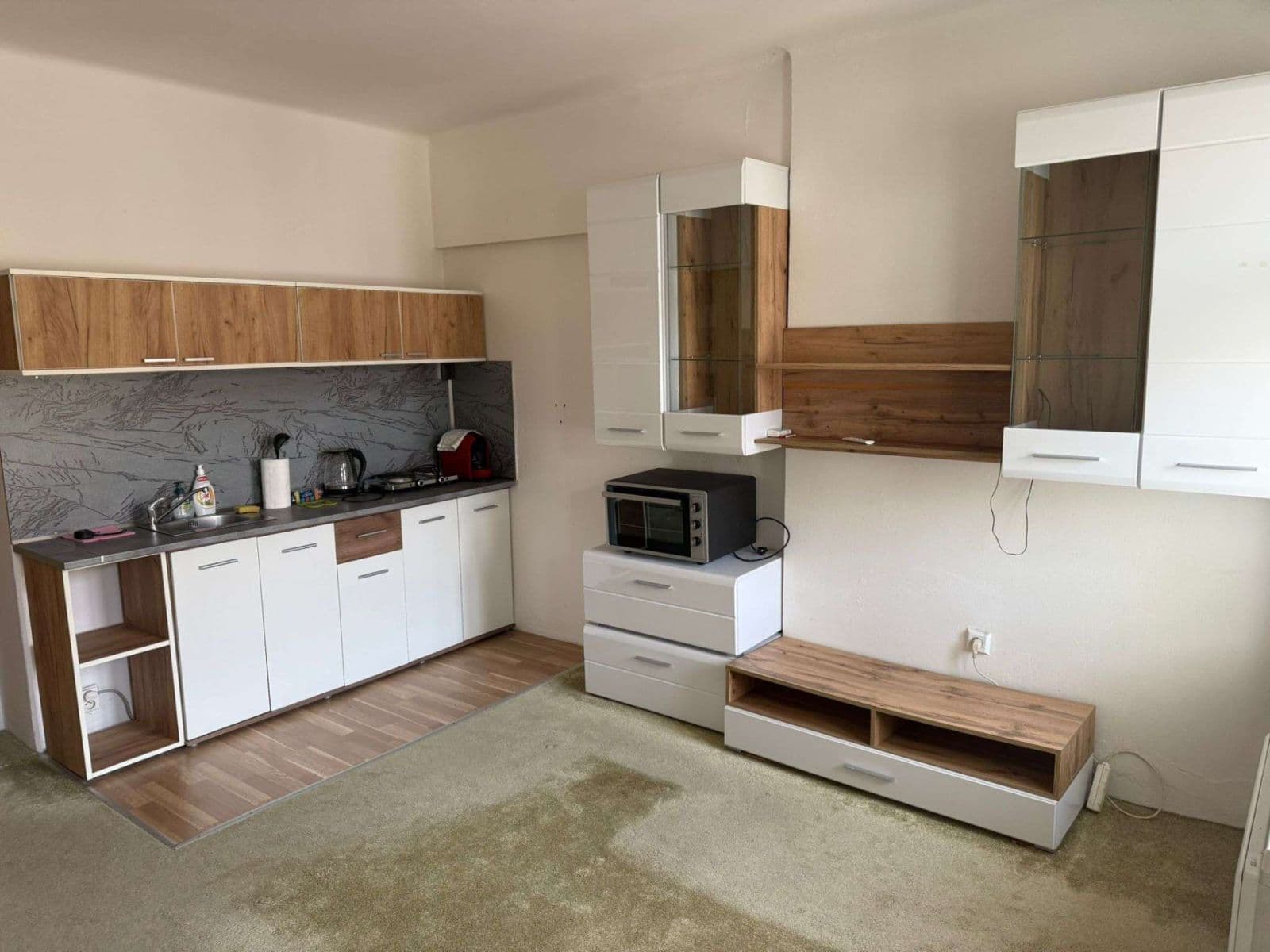 Pronájem bytu 1+kk 23 m², Strančická, Praha, Praha Pronájem bytu 1+kk 23 m², Strančická, Praha, Praha