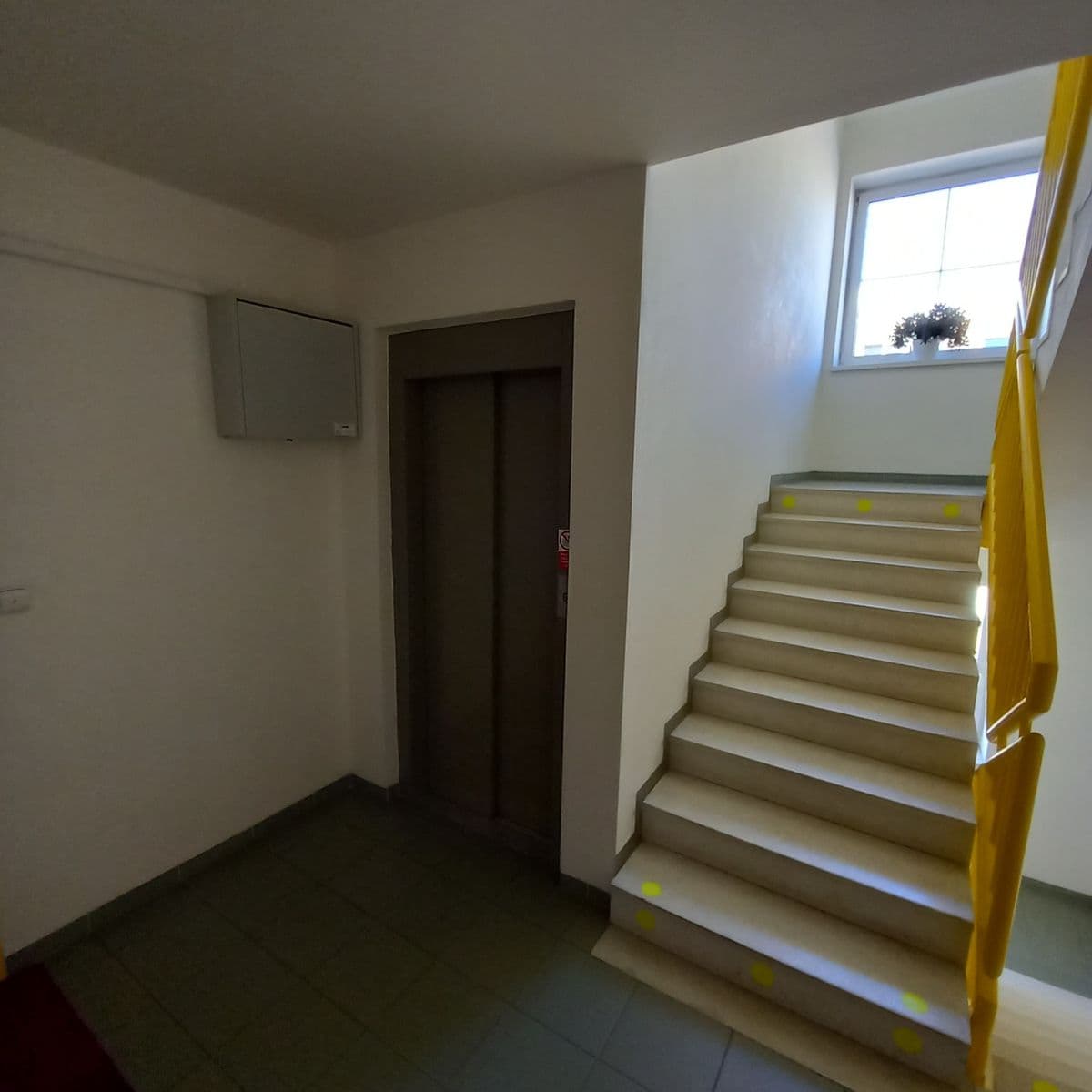 Pronájem bytu 2+1 56 m², Nušlova, Jindřichův Hradec, Jihočeský kraj Pronájem bytu 2+1 56 m², Nušlova, Jindřichův Hradec, Jihočeský kraj