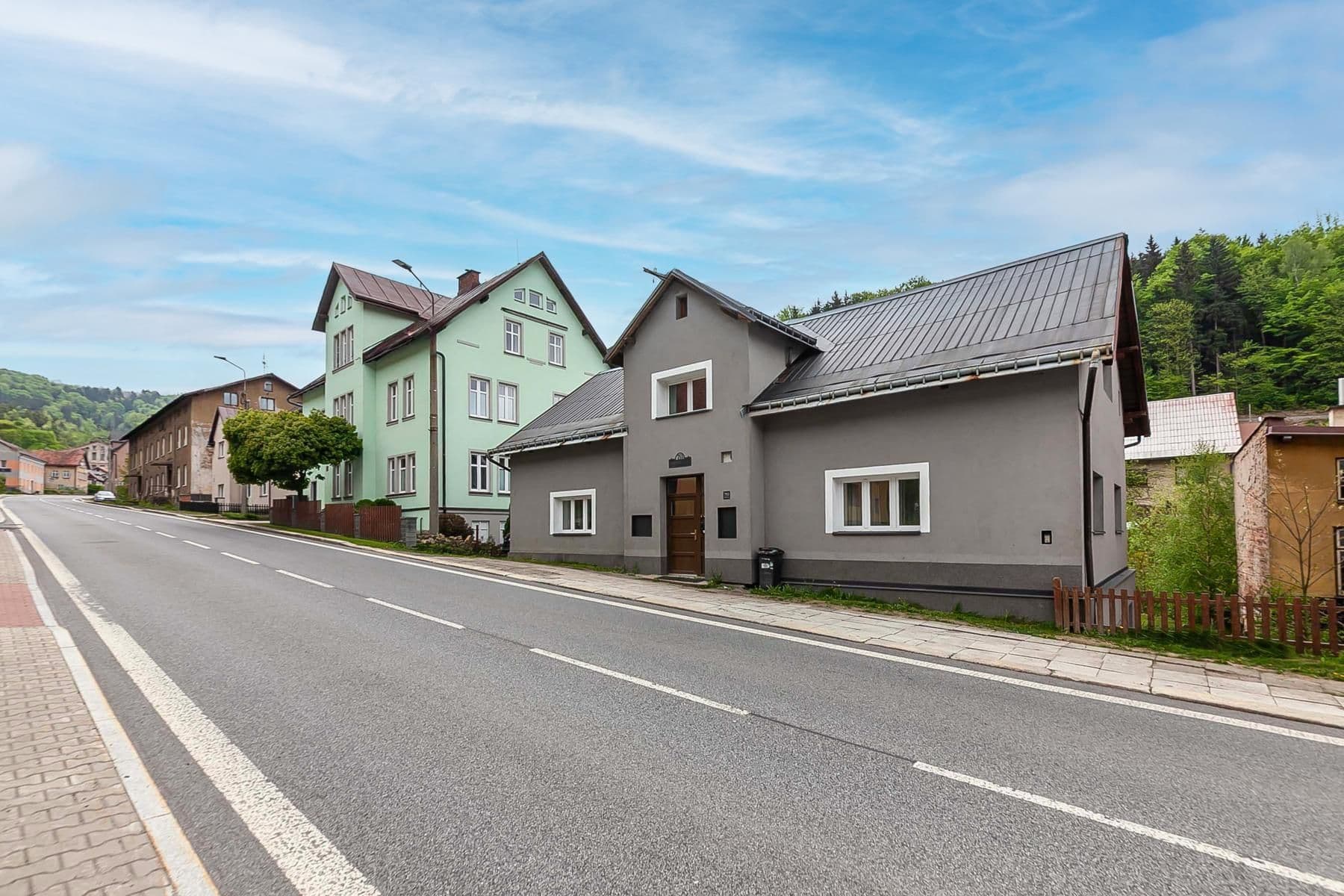 Prodej nebytového prostoru 682 m², Krkonošská, Desná, Liberecký kraj Prodej nebytového prostoru 682 m², Krkonošská, Desná, Liberecký kraj