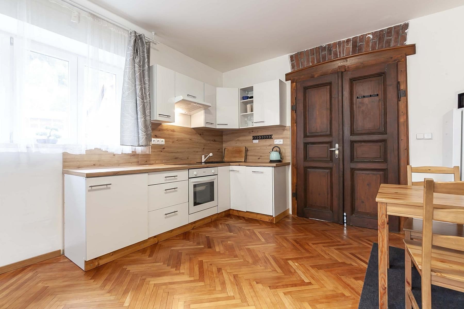 Prodej nebytového prostoru 682 m², Krkonošská, Desná, Liberecký kraj Prodej nebytového prostoru 682 m², Krkonošská, Desná, Liberecký kraj