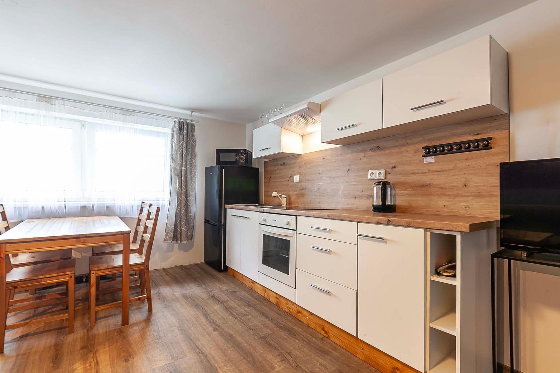 Prodej nebytového prostoru 682 m², Krkonošská, Desná, Liberecký kraj Prodej nebytového prostoru 682 m², Krkonošská, Desná, Liberecký kraj