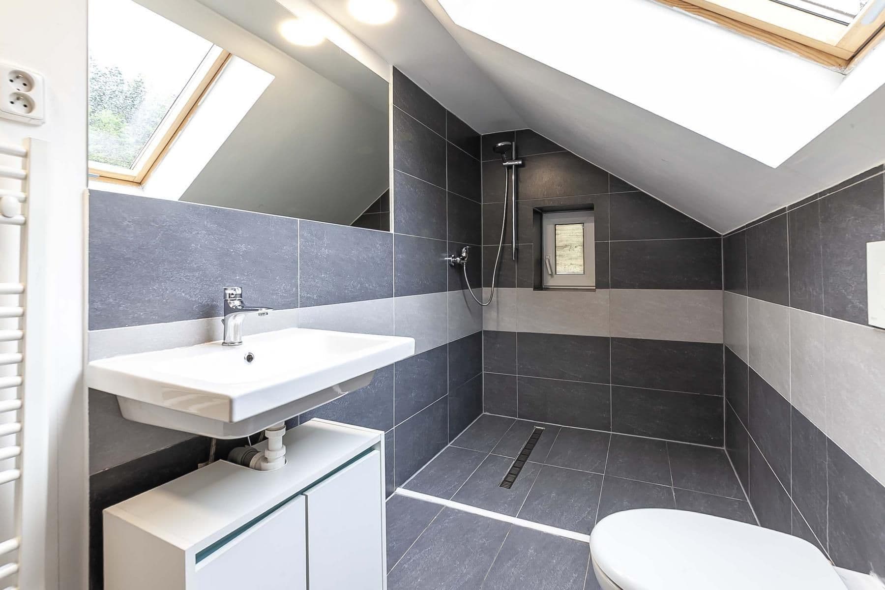 Prodej nebytového prostoru 682 m², Krkonošská, Desná, Liberecký kraj Prodej nebytového prostoru 682 m², Krkonošská, Desná, Liberecký kraj