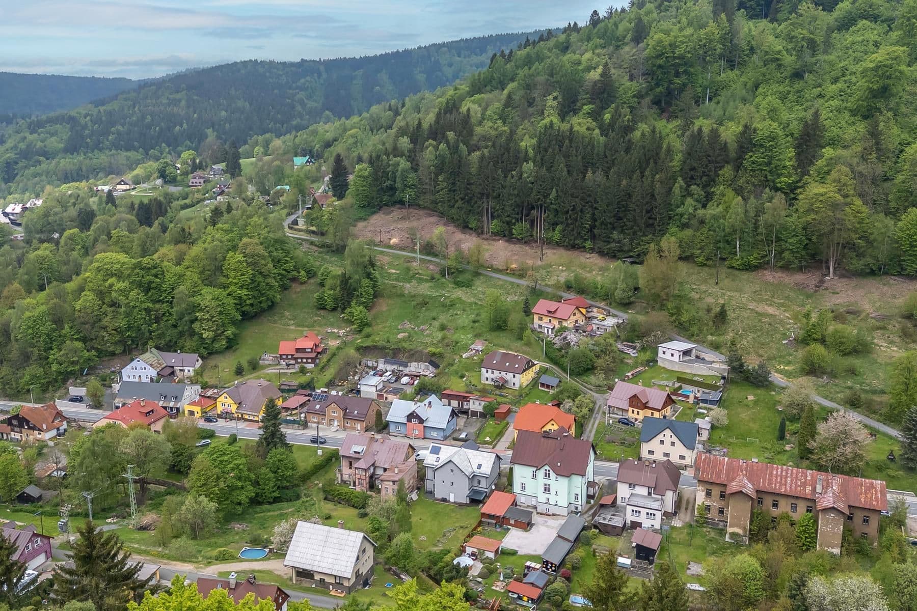 Prodej nebytového prostoru 682 m², Krkonošská, Desná, Liberecký kraj Prodej nebytového prostoru 682 m², Krkonošská, Desná, Liberecký kraj