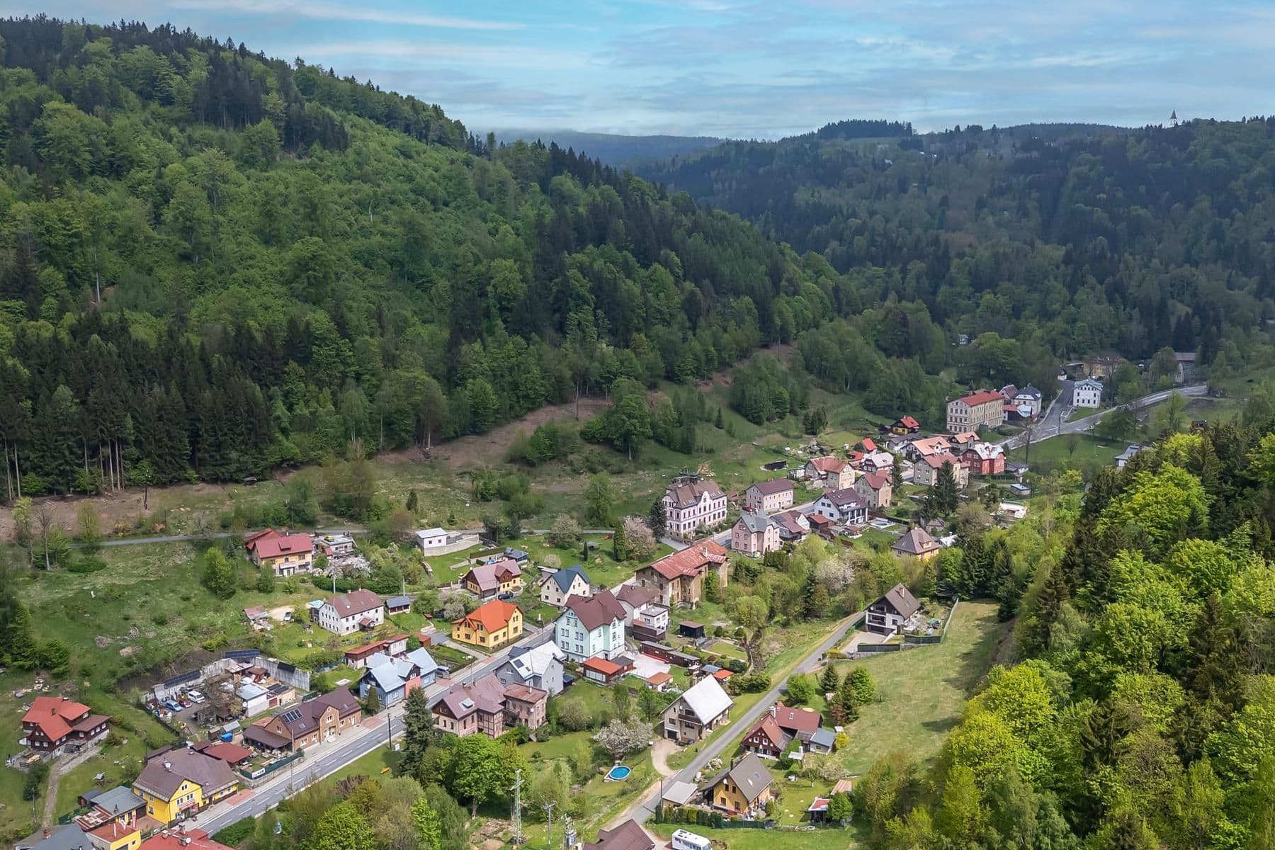 Prodej nebytového prostoru 682 m², Krkonošská, Desná, Liberecký kraj Prodej nebytového prostoru 682 m², Krkonošská, Desná, Liberecký kraj