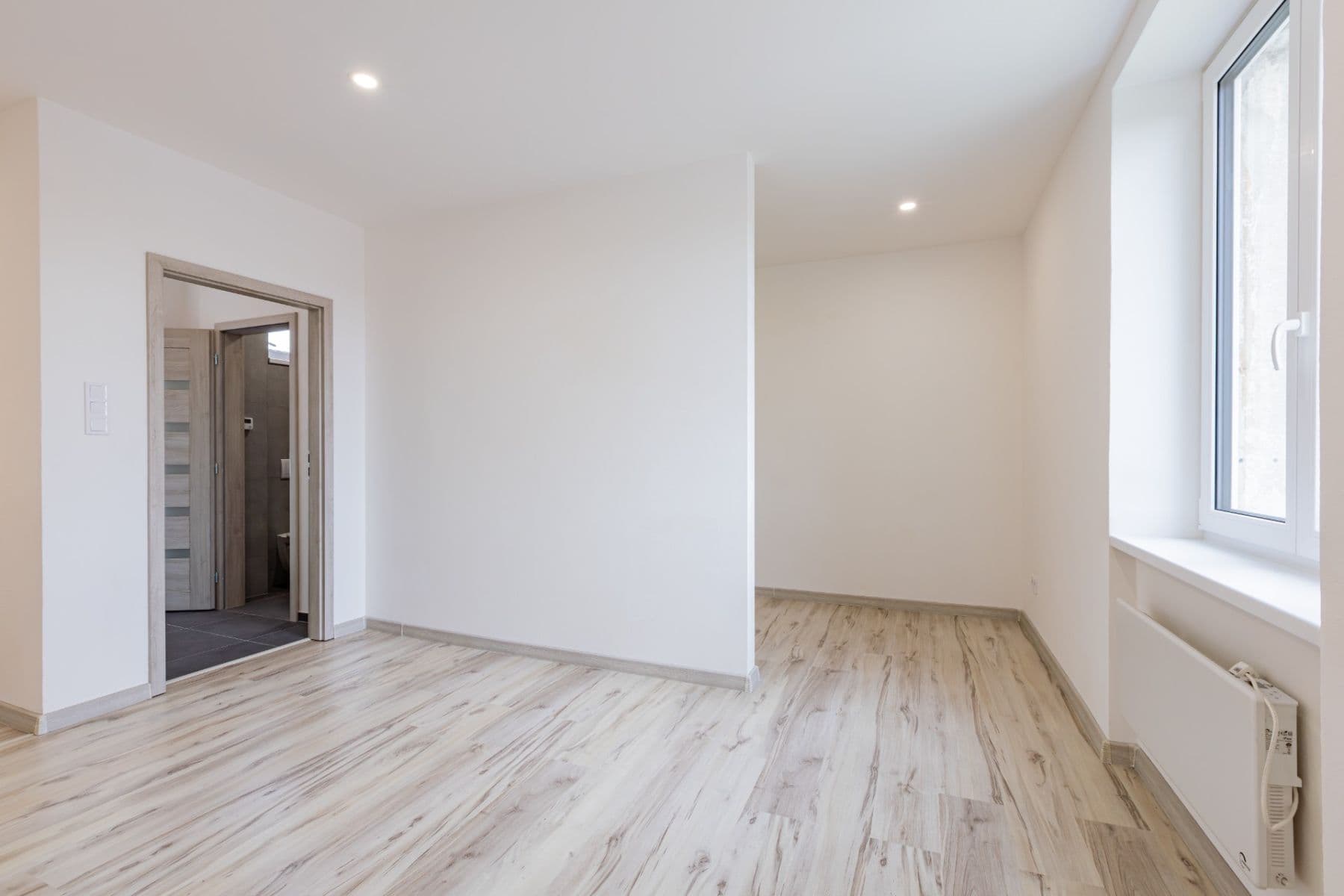 Prodej bytu 1+kk 35 m², Růženy Svobodové, Znojmo, Jihomoravský kraj Prodej bytu 1+kk 35 m², Růženy Svobodové, Znojmo, Jihomoravský kraj