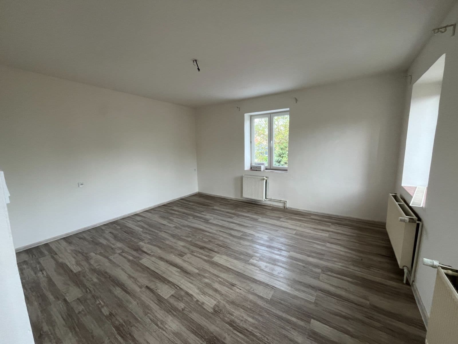 Pronájem bytu 3+1 150 m², Svatojiřská, Libušín, Středočeský kraj Pronájem bytu 3+1 150 m², Svatojiřská, Libušín, Středočeský kraj