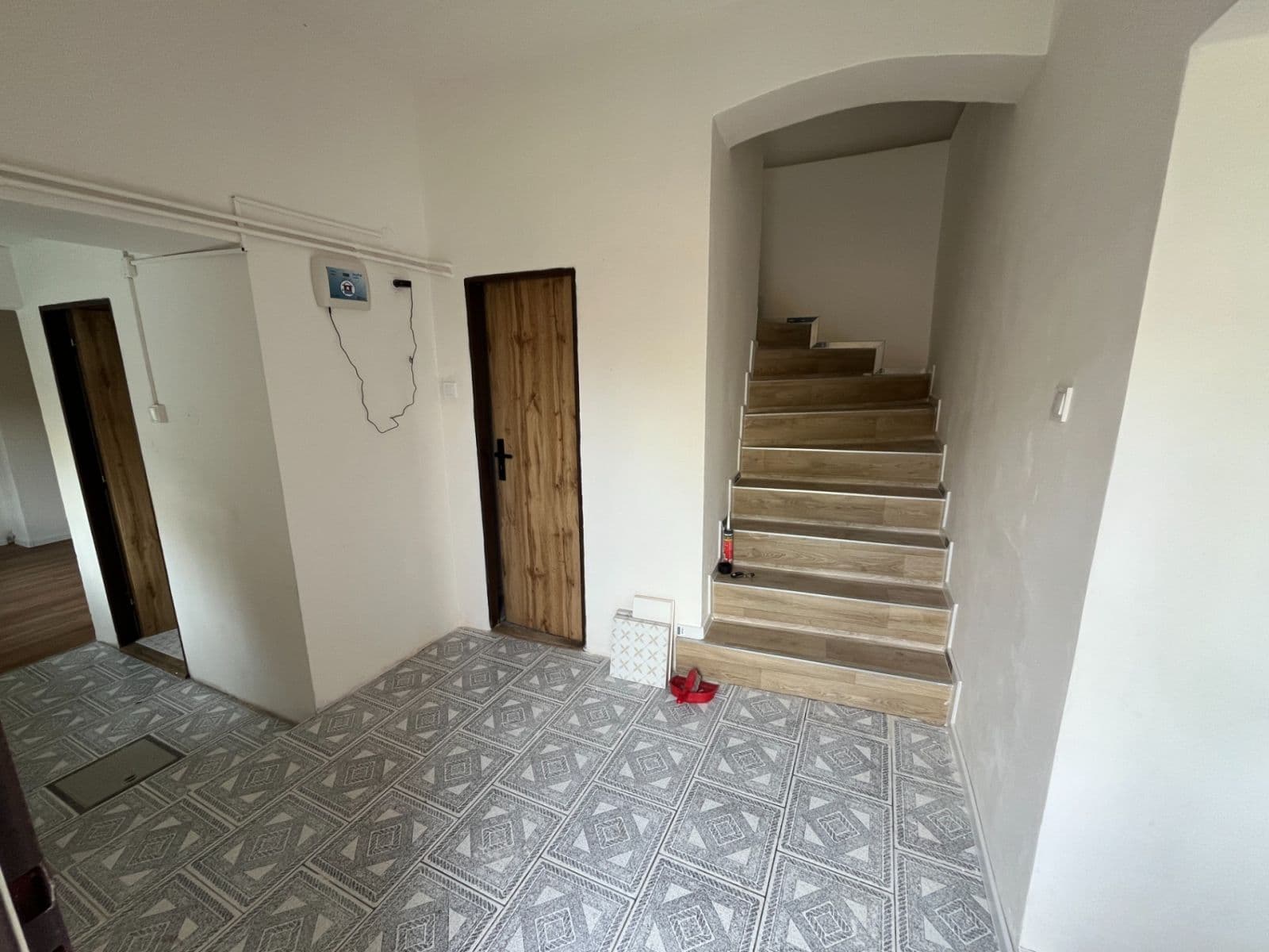 Pronájem bytu 3+1 150 m², Svatojiřská, Libušín, Středočeský kraj Pronájem bytu 3+1 150 m², Svatojiřská, Libušín, Středočeský kraj