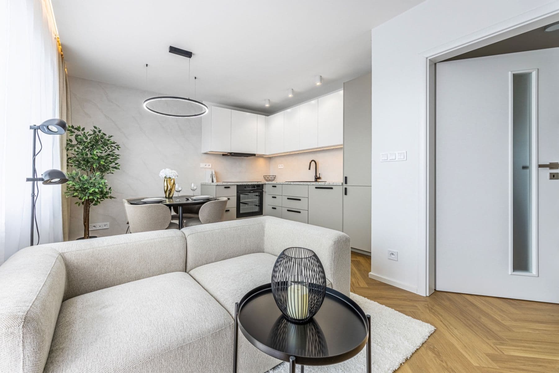 Prodej bytu 4+kk 80 m², Hrusická, Praha, Praha Prodej bytu 4+kk 80 m², Hrusická, Praha, Praha