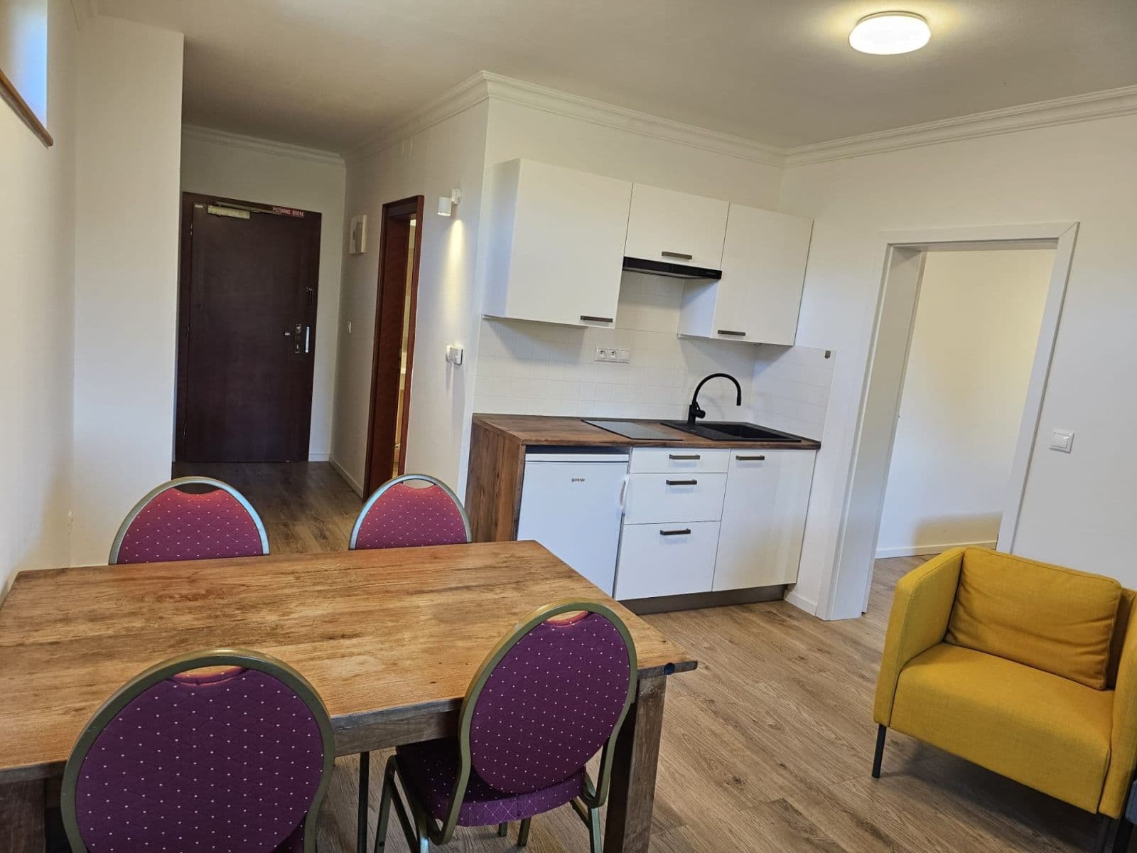 Pronájem bytu 2+1 48 m², Antolská, Petržalka, Bratislavský kraj Pronájem bytu 2+1 48 m², Antolská, Petržalka, Bratislavský kraj