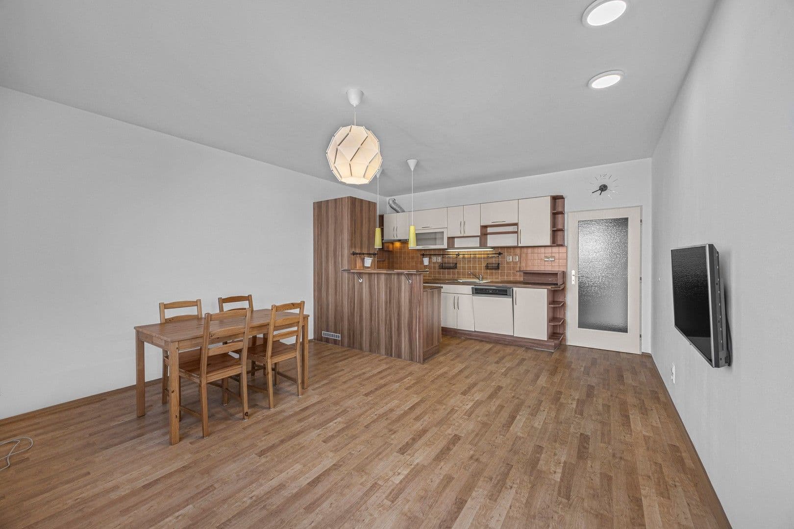 Pronájem bytu 2+kk 56 m², K Netlukám, Praha, Praha Pronájem bytu 2+kk 56 m², K Netlukám, Praha, Praha