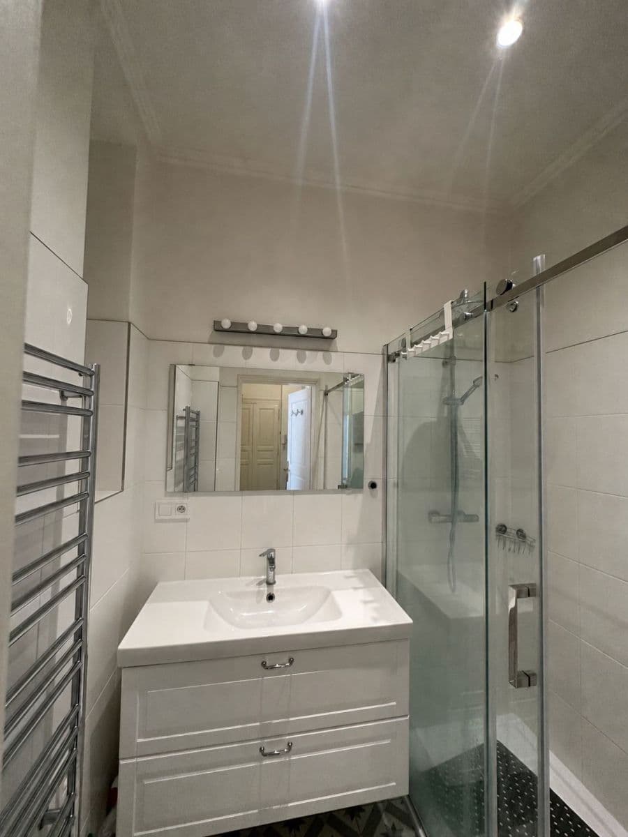 Pronájem bytu 2+1 76 m², Bubenečská, Praha, Praha Pronájem bytu 2+1 76 m², Bubenečská, Praha, Praha