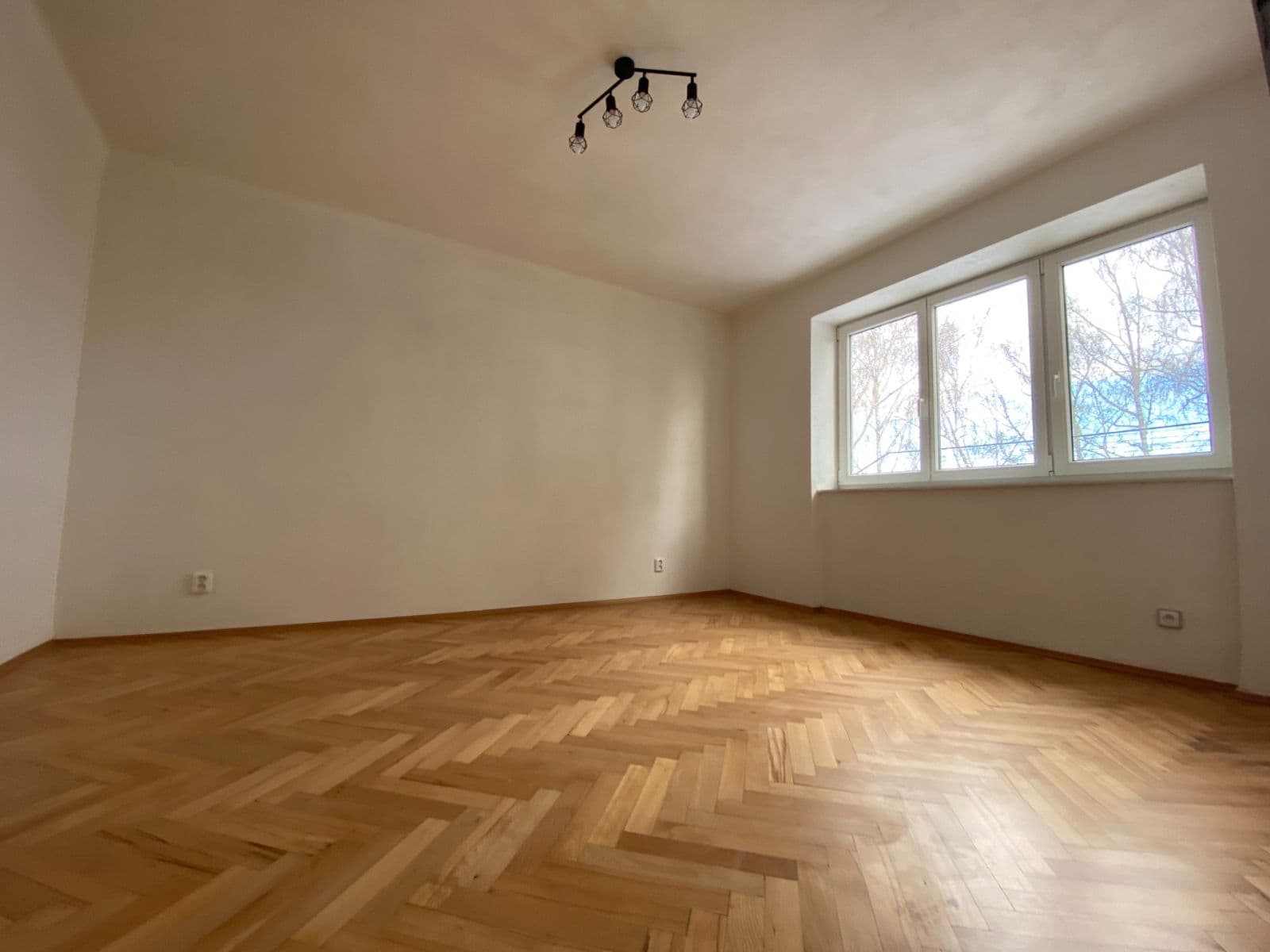 Pronájem bytu 3+kk 56 m², Kuzníkova, Kojetín, Olomoucký kraj Pronájem bytu 3+kk 56 m², Kuzníkova, Kojetín, Olomoucký kraj