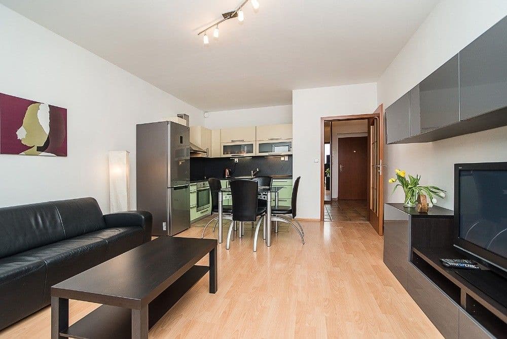 Pronájem bytu 2+kk 52 m², Mattioliho, Praha, Praha Pronájem bytu 2+kk 52 m², Mattioliho, Praha, Praha