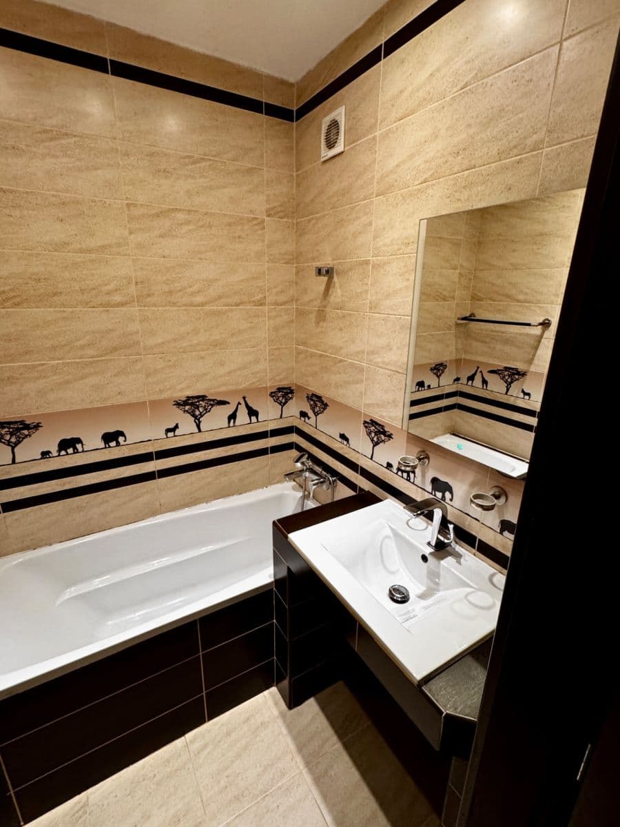 Prodej bytu 3+1 63 m², Krestova, Ostrava, Moravskoslezský kraj Prodej bytu 3+1 63 m², Krestova, Ostrava, Moravskoslezský kraj
