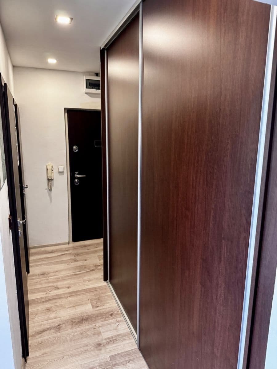 Prodej bytu 3+1 63 m², Krestova, Ostrava, Moravskoslezský kraj Prodej bytu 3+1 63 m², Krestova, Ostrava, Moravskoslezský kraj