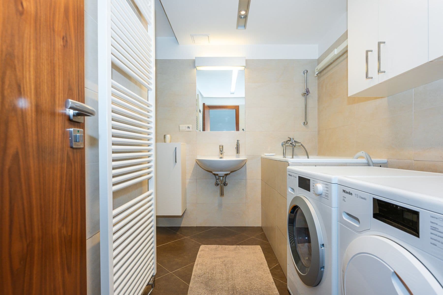 Pronájem domu 437 m², pozemek 1.707 m², Sušilova, Rajhrad, Jihomoravský kraj Pronájem domu 437 m², pozemek 1.707 m², Sušilova, Rajhrad, Jihomoravský kraj