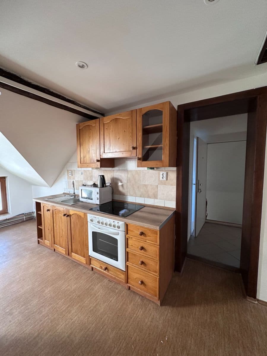 Pronájem bytu 2+1 66 m², Masarykova, Kutná Hora, Středočeský kraj Pronájem bytu 2+1 66 m², Masarykova, Kutná Hora, Středočeský kraj