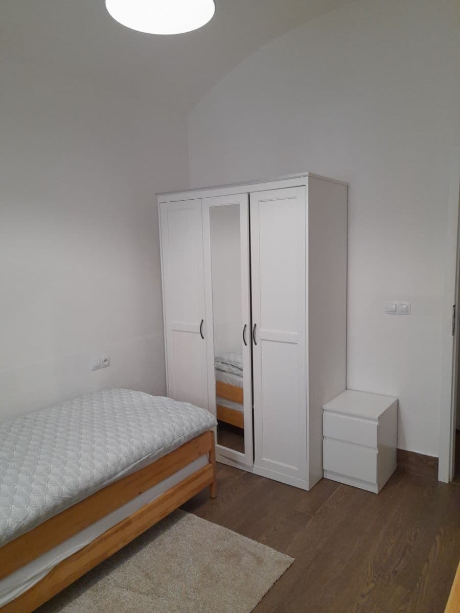Pronájem bytu 3+kk 55 m², Neklanova, Praha, Praha Pronájem bytu 3+kk 55 m², Neklanova, Praha, Praha