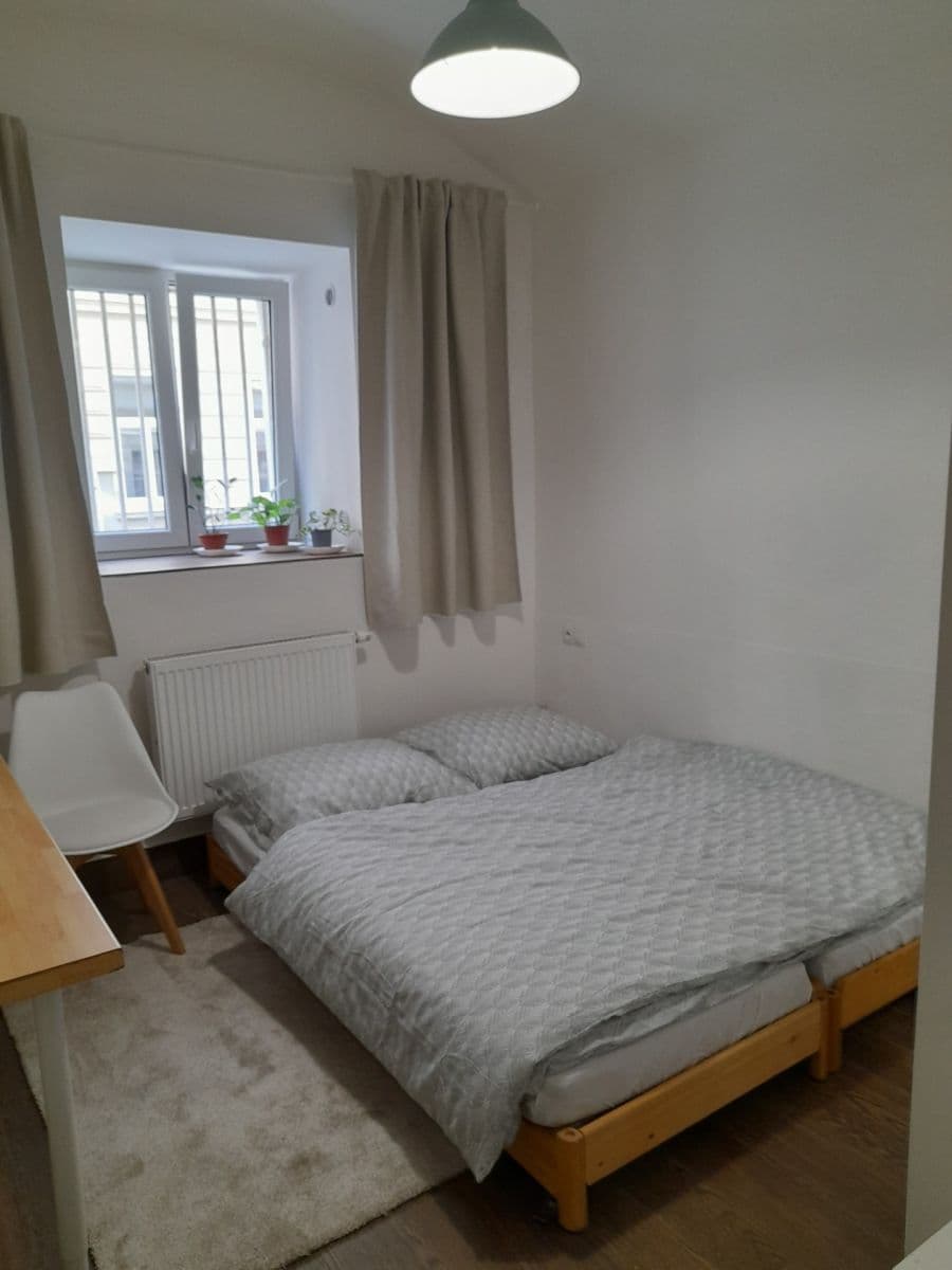 Pronájem bytu 3+kk 55 m², Neklanova, Praha, Praha Pronájem bytu 3+kk 55 m², Neklanova, Praha, Praha