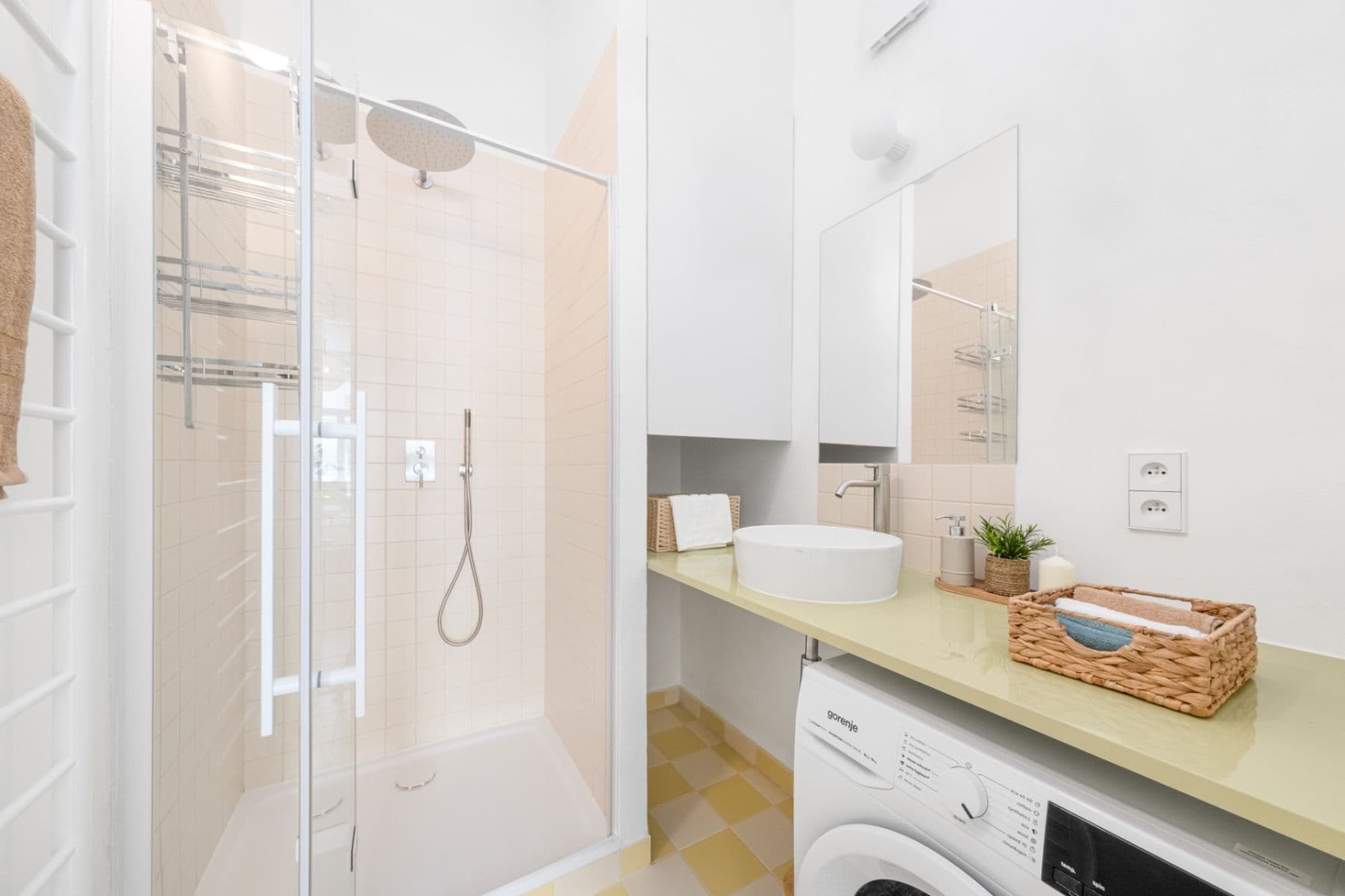 Pronájem bytu 2+kk 47 m², Pod Zvonařkou, Praha, Praha Pronájem bytu 2+kk 47 m², Pod Zvonařkou, Praha, Praha