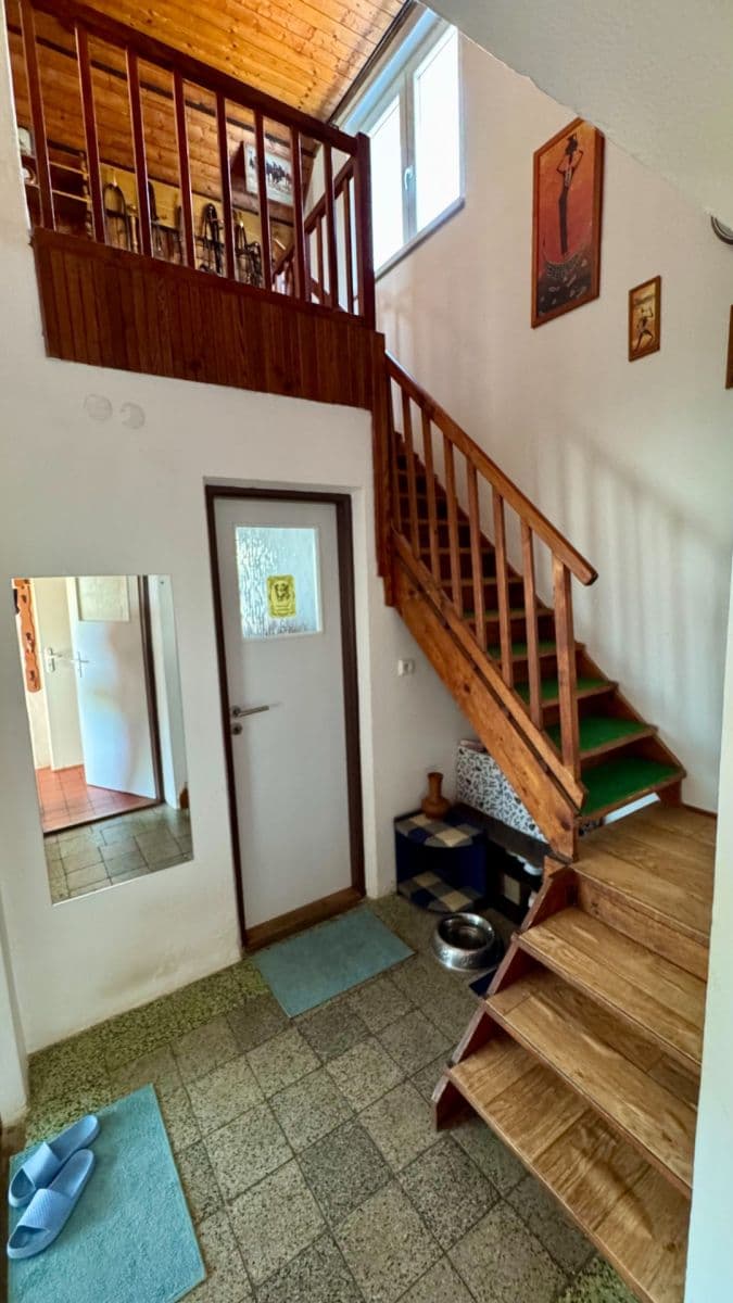 Prodej domu 170 m², pozemek 778 m², Jižní, Kamenný Újezd, Jihočeský kraj Prodej domu 170 m², pozemek 778 m², Jižní, Kamenný Újezd, Jihočeský kraj