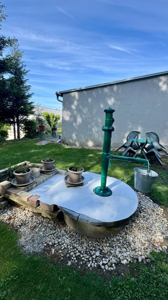 Prodej domu 170 m², pozemek 778 m², Jižní, Kamenný Újezd, Jihočeský kraj Prodej domu 170 m², pozemek 778 m², Jižní, Kamenný Újezd, Jihočeský kraj