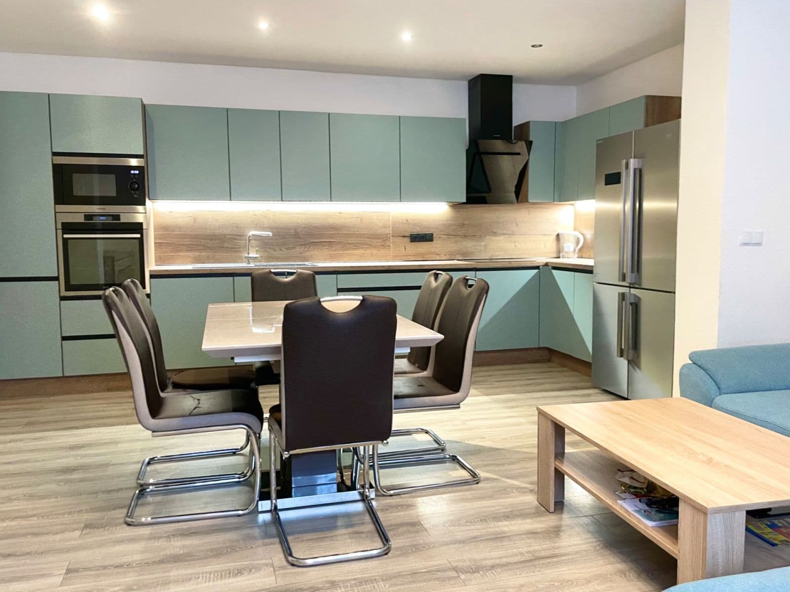 Prodej domu 303 m², pozemek 661 m², Legionářů, Praha, Praha Prodej domu 303 m², pozemek 661 m², Legionářů, Praha, Praha