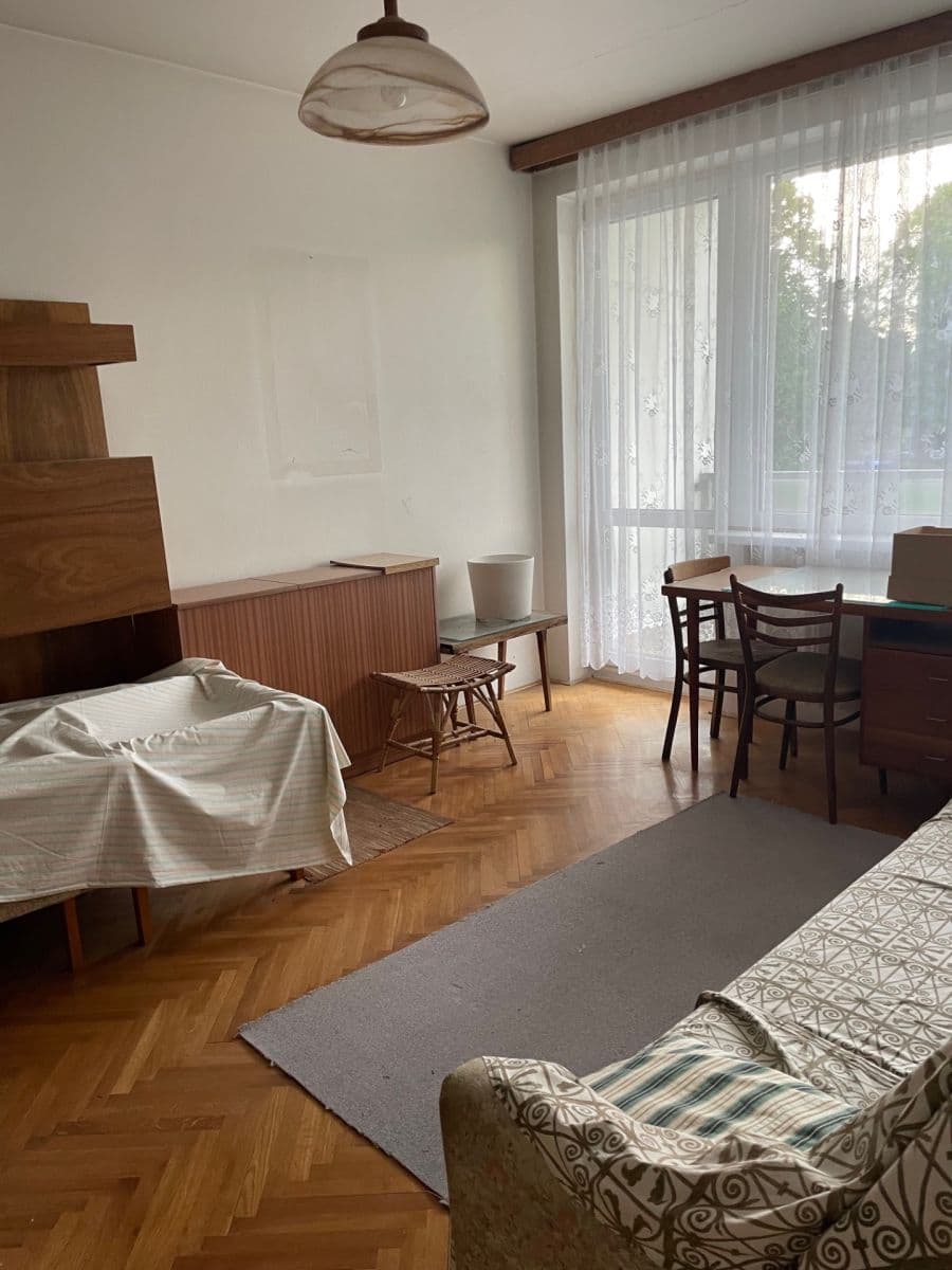 Pronájem bytu 4+1 88 m², Ke Kladivům, Praha, Praha Pronájem bytu 4+1 88 m², Ke Kladivům, Praha, Praha