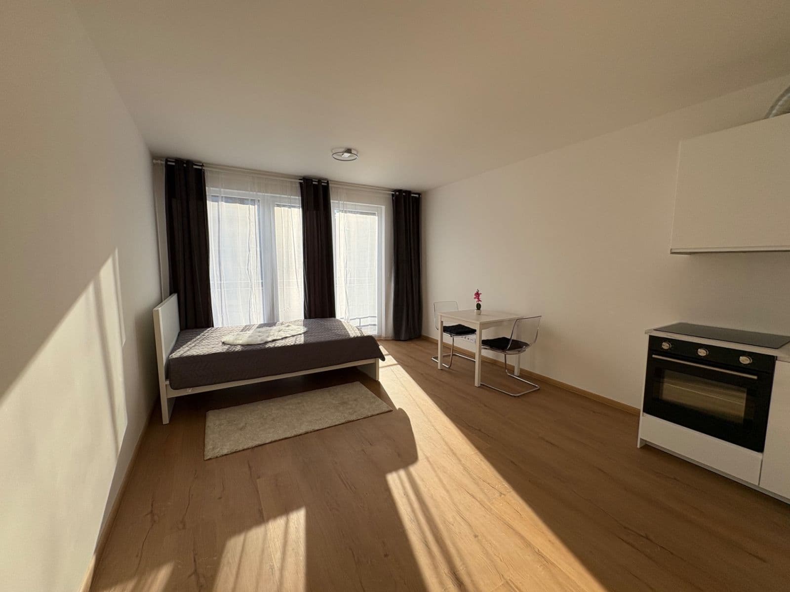 Pronájem bytu 1+kk 39 m², Gerstelova, Praha, Praha Pronájem bytu 1+kk 39 m², Gerstelova, Praha, Praha