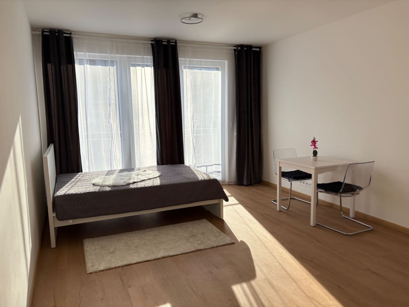 Pronájem bytu 1+kk 39 m², Gerstelova, Praha, Praha Pronájem bytu 1+kk 39 m², Gerstelova, Praha, Praha