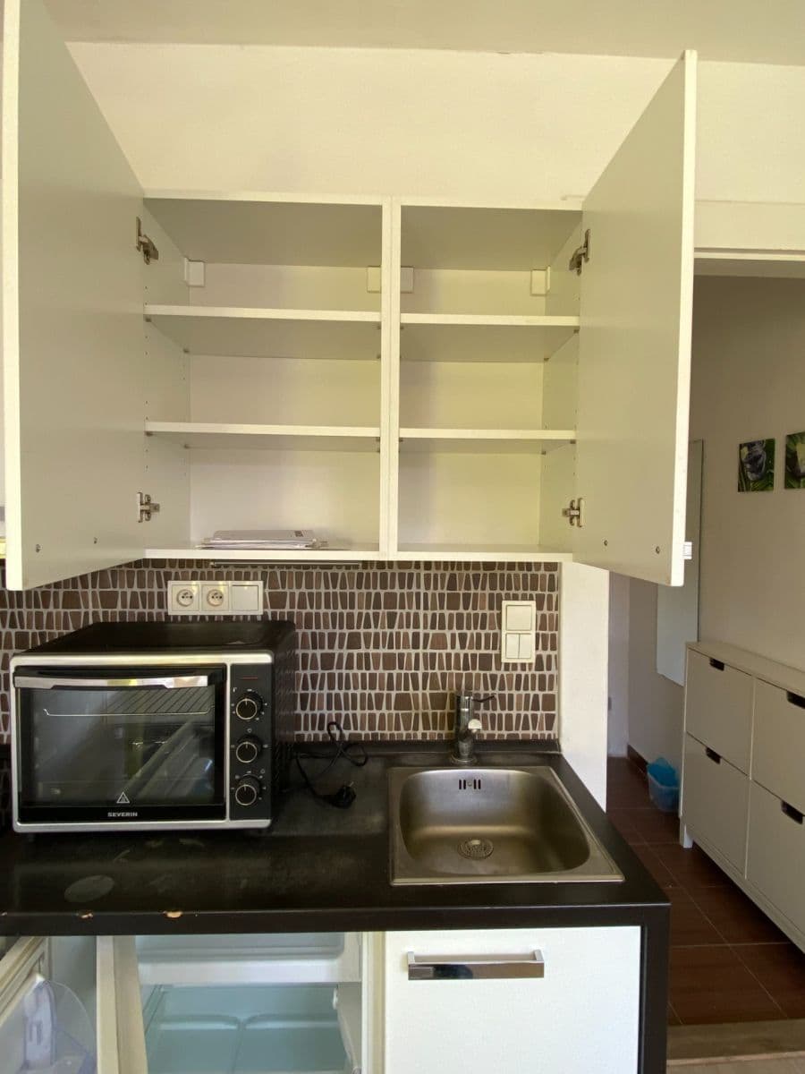 Pronájem bytu 1+kk 21 m², U Smaltovny, Praha, Praha Pronájem bytu 1+kk 21 m², U Smaltovny, Praha, Praha