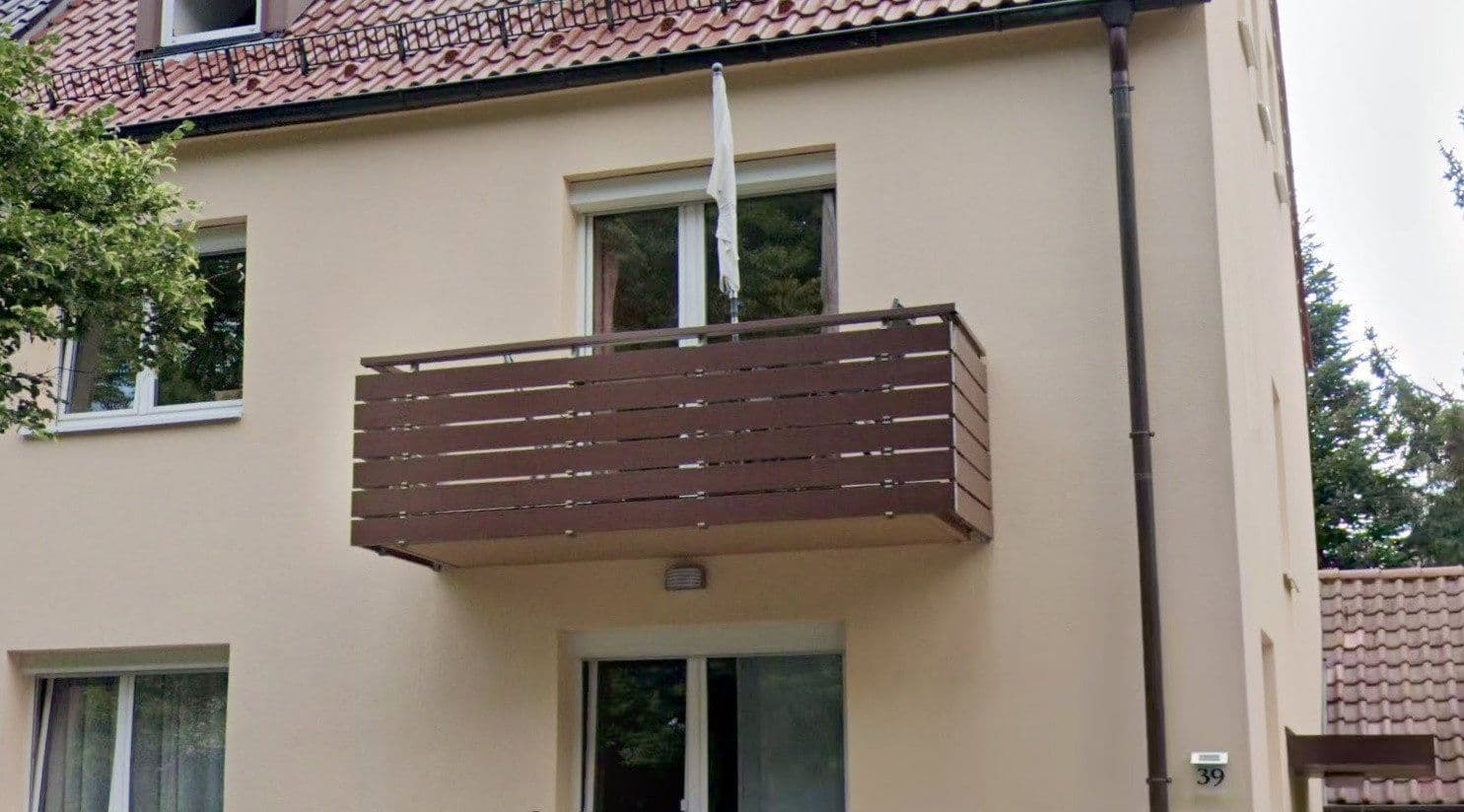 Pronájem bytu 1+1 28 m², Albstraße 39, Stuttgart, Bádensko-Württembersko Pronájem bytu 1+1 28 m², Albstraße 39, Stuttgart, Bádensko-Württembersko
