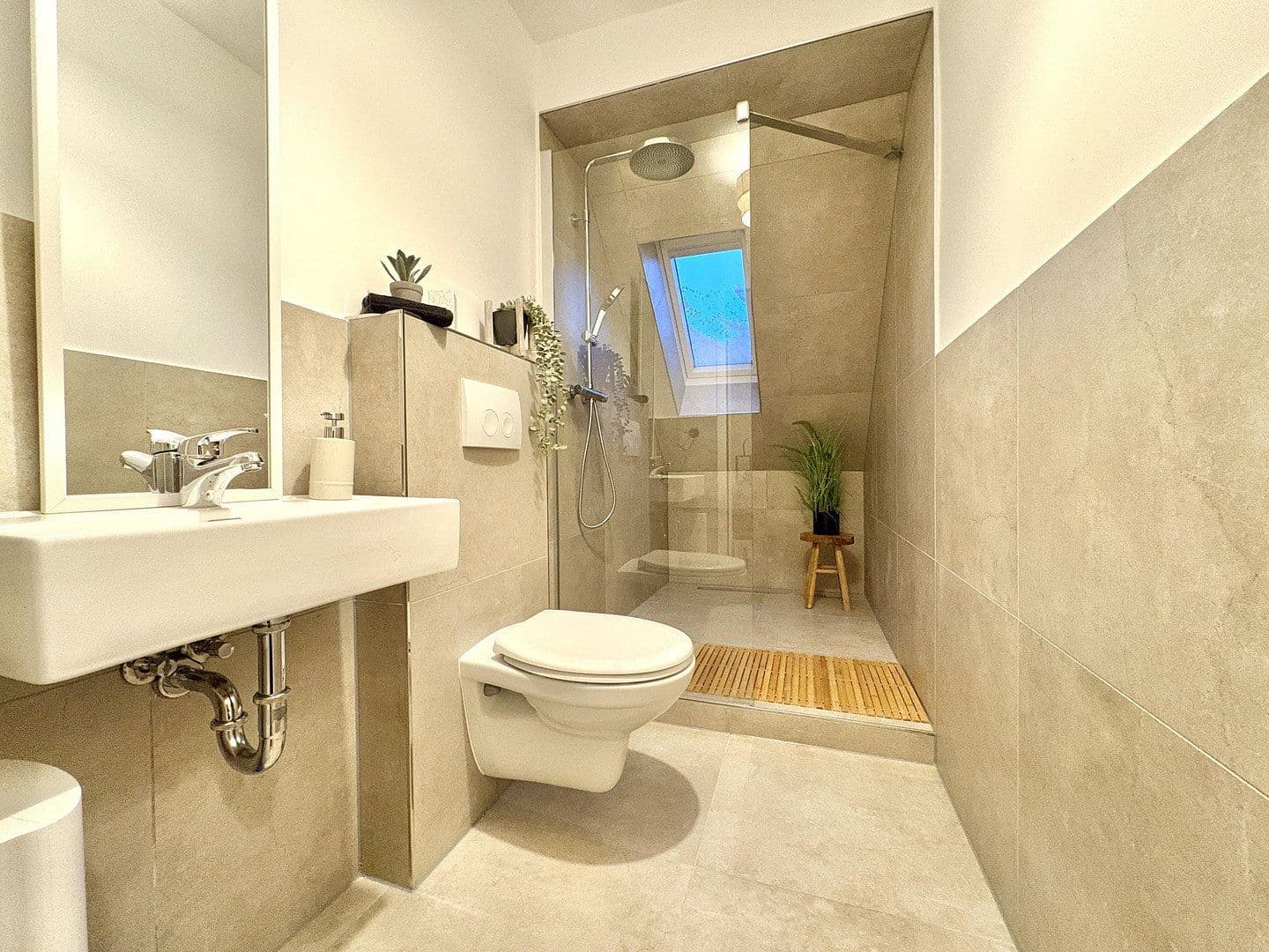 Pronájem bytu 2+kk 49 m², Wusthoffstraße 11, Essen, Severní Porýní-Vestfálsko Pronájem bytu 2+kk 49 m², Wusthoffstraße 11, Essen, Severní Porýní-Vestfálsko