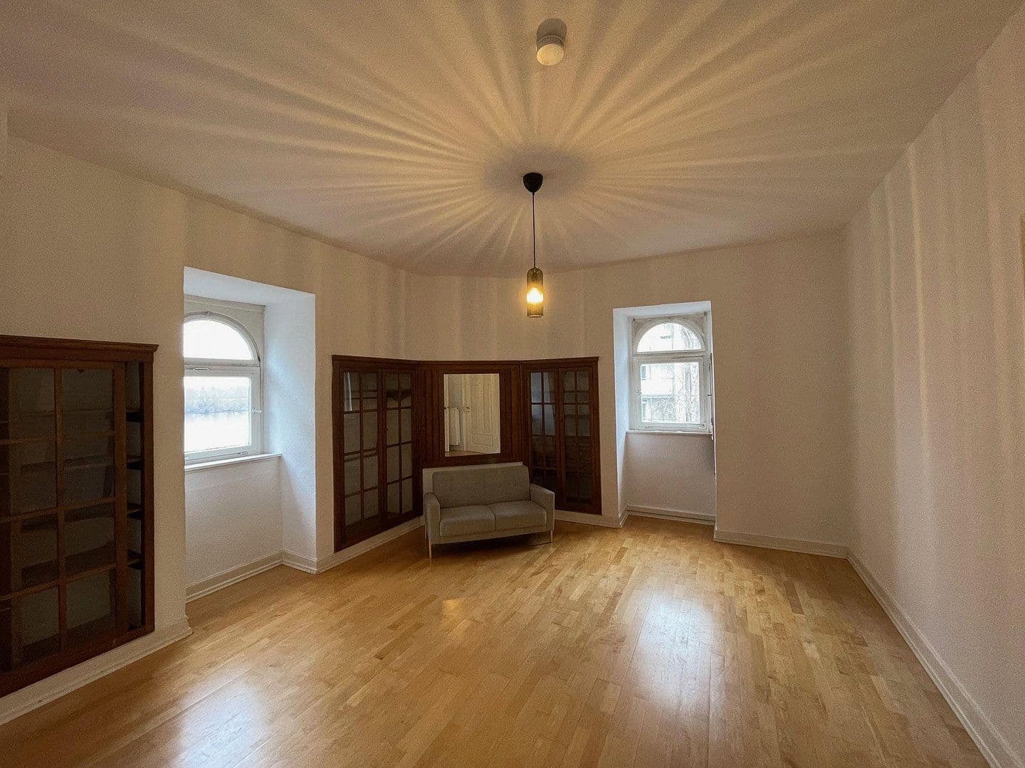 Prodej bytu 4+1 112 m², Mainz, Porýní-Falc Prodej bytu 4+1 112 m², Mainz, Porýní-Falc