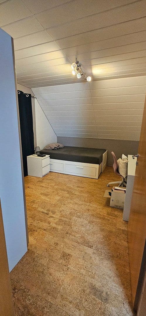 Prodej domu 198 m², pozemek 765 m², Ellgau, Bavorsko Prodej domu 198 m², pozemek 765 m², Ellgau, Bavorsko