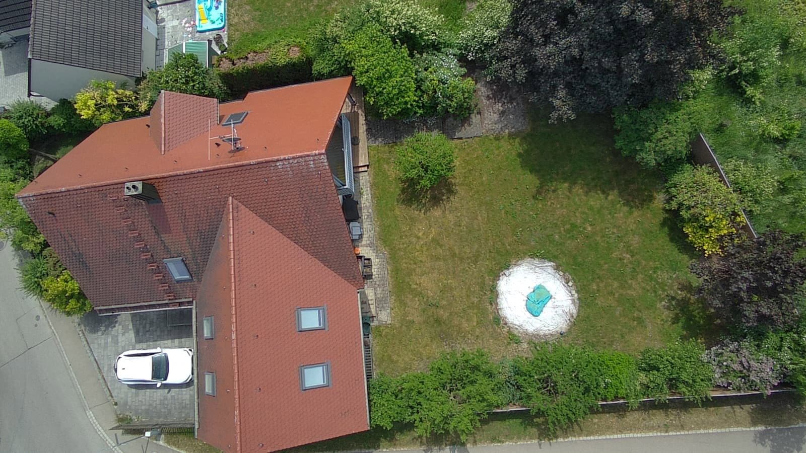 Prodej domu 198 m², pozemek 765 m², Ellgau, Bavorsko Prodej domu 198 m², pozemek 765 m², Ellgau, Bavorsko