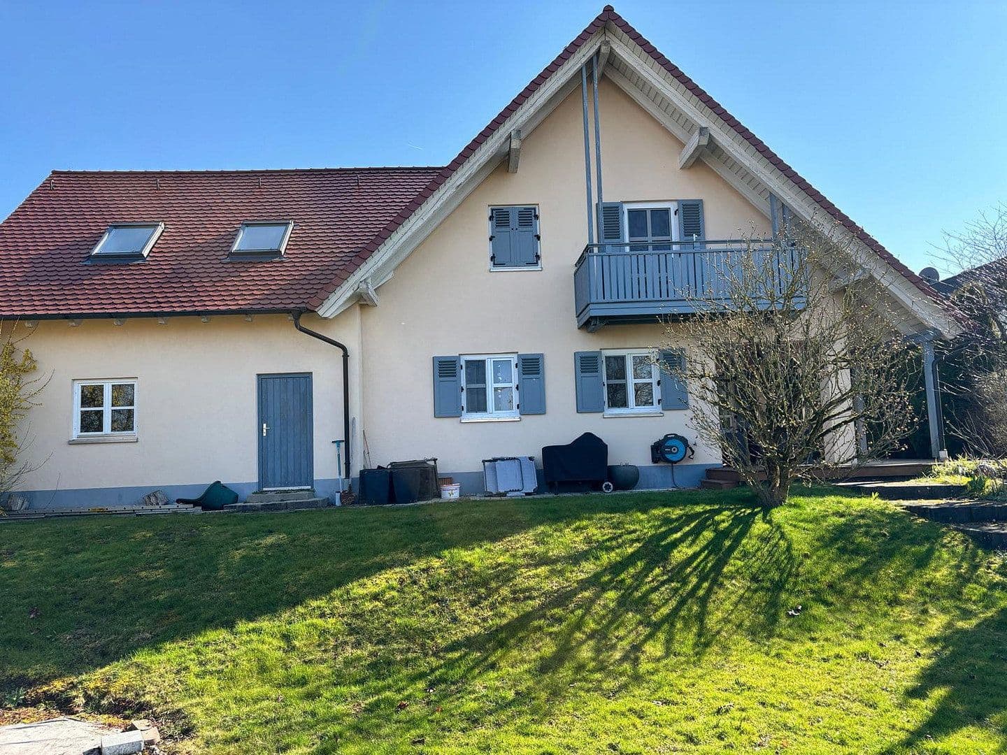 Prodej domu 198 m², pozemek 765 m², Ellgau, Bavorsko Prodej domu 198 m², pozemek 765 m², Ellgau, Bavorsko