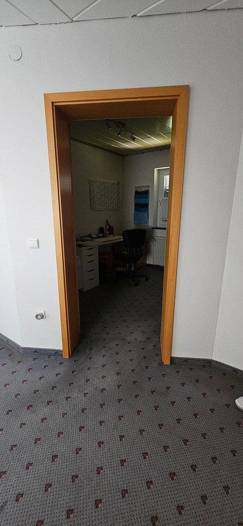 Prodej domu 198 m², pozemek 765 m², Ellgau, Bavorsko Prodej domu 198 m², pozemek 765 m², Ellgau, Bavorsko