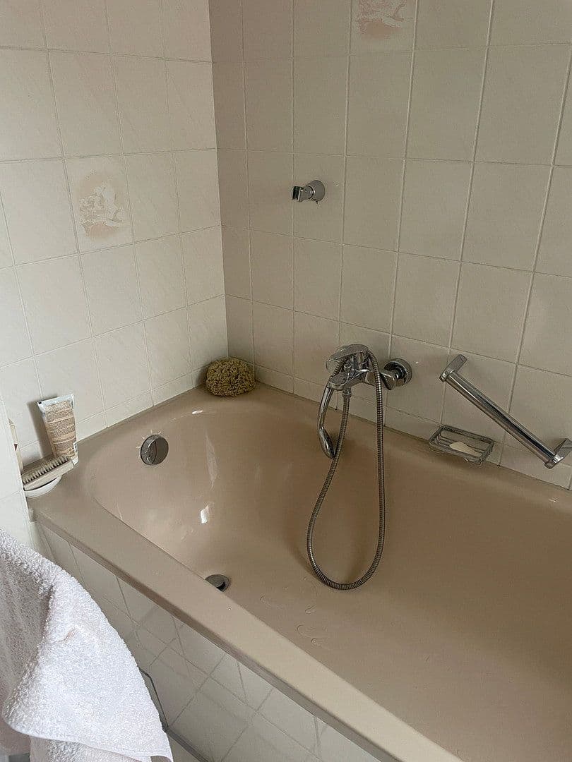 Prodej domu 120 m², pozemek 148 m², Hannover, Dolní Sasko Prodej domu 120 m², pozemek 148 m², Hannover, Dolní Sasko