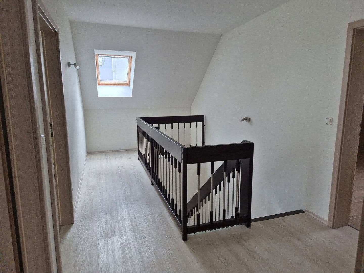 Prodej domu 135 m², pozemek 489 m², Cottbus, Braniborsko Prodej domu 135 m², pozemek 489 m², Cottbus, Braniborsko