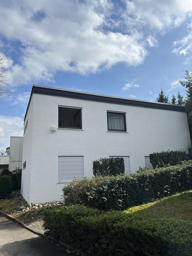 Prodej domu 186 m², pozemek 670 m², Pforzheim, Bádensko-Württembersko Prodej domu 186 m², pozemek 670 m², Pforzheim, Bádensko-Württembersko