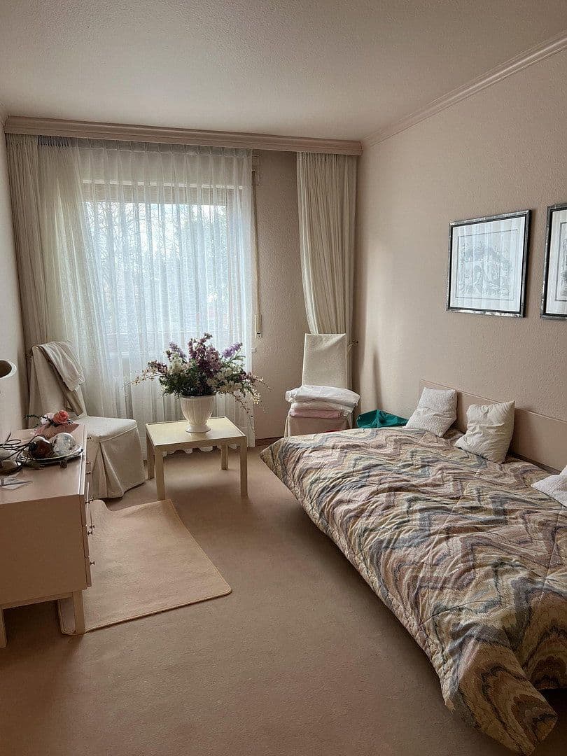 Prodej domu 186 m², pozemek 670 m², Pforzheim, Bádensko-Württembersko Prodej domu 186 m², pozemek 670 m², Pforzheim, Bádensko-Württembersko