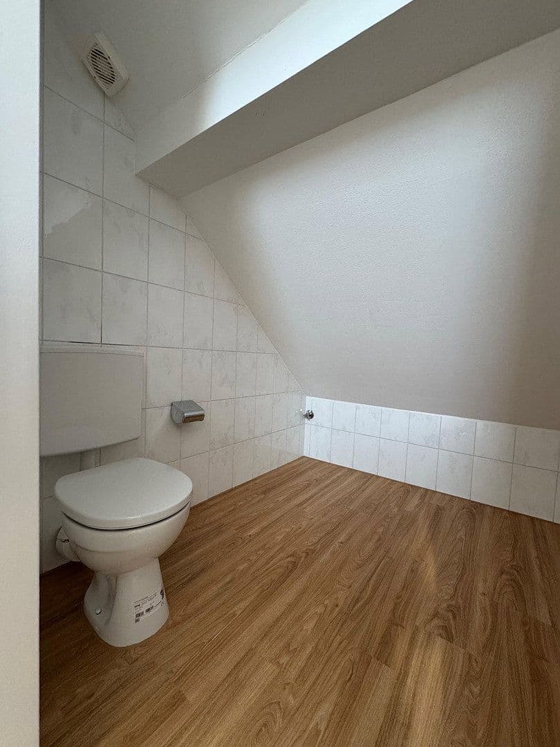 Prodej bytu 2+1 64 m², Germering, Bavorsko Prodej bytu 2+1 64 m², Germering, Bavorsko