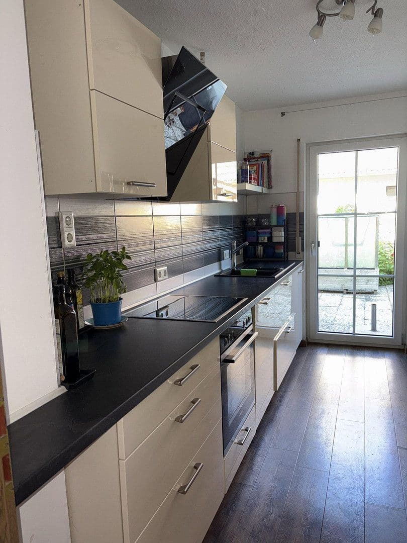Prodej domu 164 m², pozemek 547 m², Feucht, Bavorsko Prodej domu 164 m², pozemek 547 m², Feucht, Bavorsko