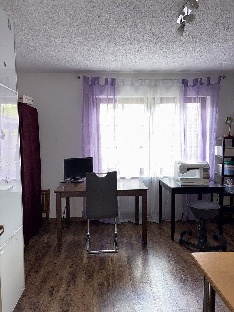Prodej domu 164 m², pozemek 547 m², Feucht, Bavorsko Prodej domu 164 m², pozemek 547 m², Feucht, Bavorsko