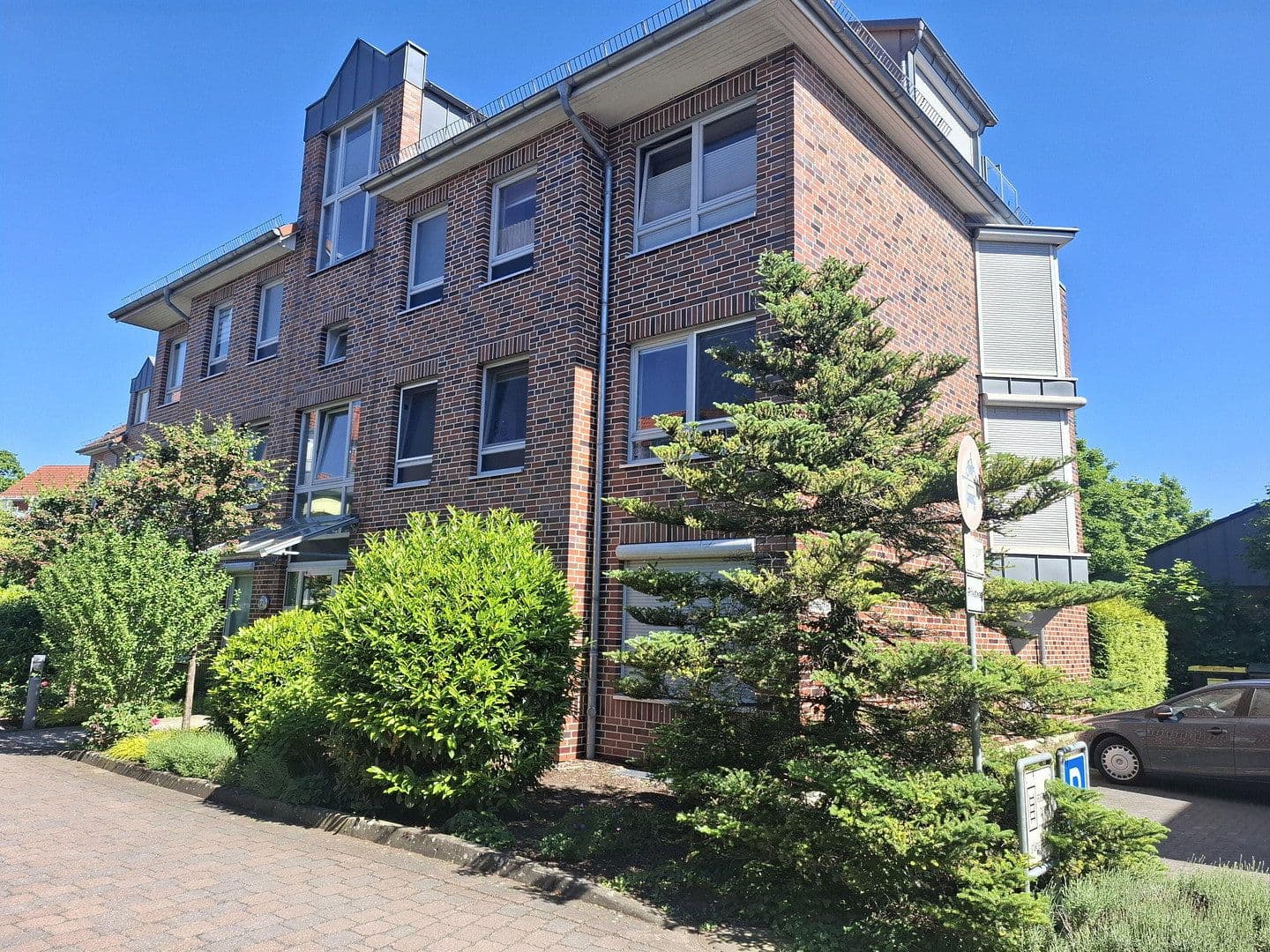Pronájem bytu 3+1 80 m², Hannover, Dolní Sasko Pronájem bytu 3+1 80 m², Hannover, Dolní Sasko