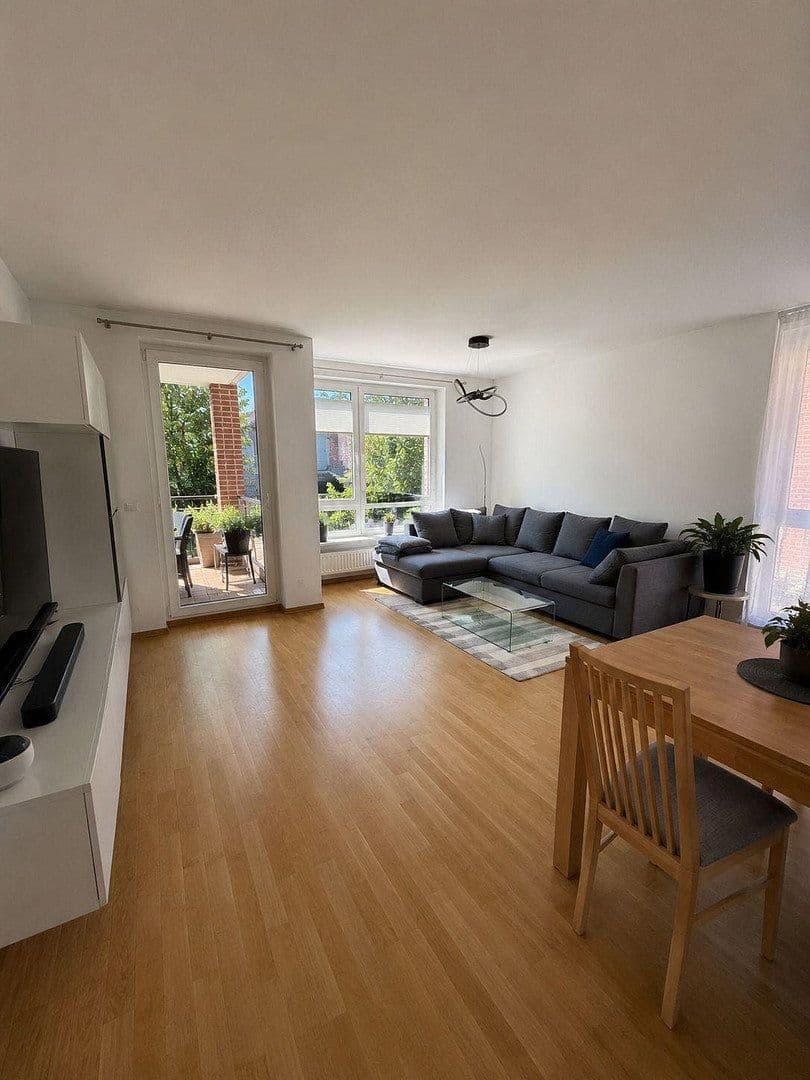 Pronájem bytu 3+1 80 m², Hannover, Dolní Sasko Pronájem bytu 3+1 80 m², Hannover, Dolní Sasko