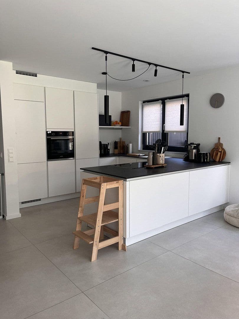 Pronájem domu 200 m², pozemek 500 m², Am Leiterchen 20a, Recklinghausen, Severní Porýní-Vestfálsko Pronájem domu 200 m², pozemek 500 m², Am Leiterchen 20a, Recklinghausen, Severní Porýní-Vestfálsko