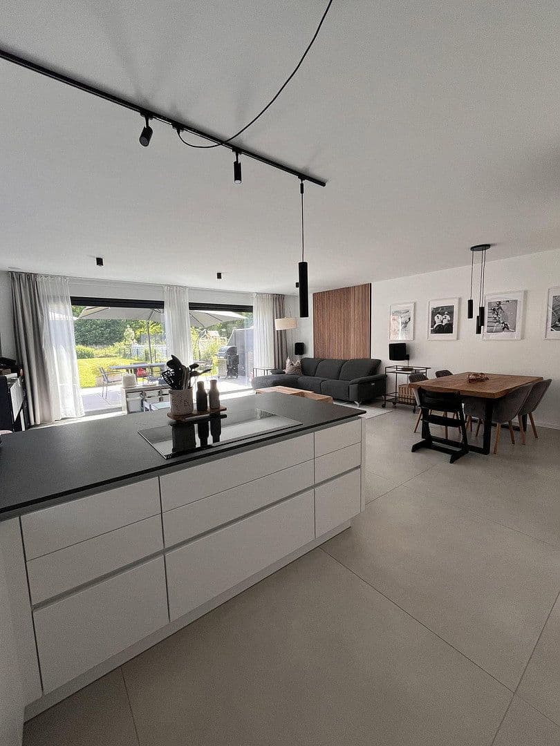 Pronájem domu 200 m², pozemek 500 m², Am Leiterchen 20a, Recklinghausen, Severní Porýní-Vestfálsko Pronájem domu 200 m², pozemek 500 m², Am Leiterchen 20a, Recklinghausen, Severní Porýní-Vestfálsko