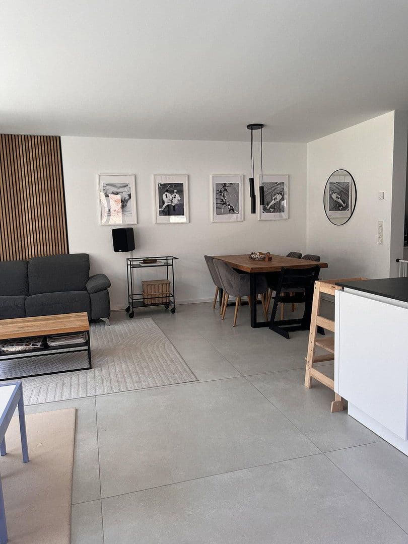 Pronájem domu 200 m², pozemek 500 m², Am Leiterchen 20a, Recklinghausen, Severní Porýní-Vestfálsko Pronájem domu 200 m², pozemek 500 m², Am Leiterchen 20a, Recklinghausen, Severní Porýní-Vestfálsko